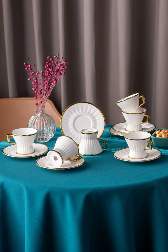 İstanbul Porselen Aşiyan 6 Kişilik Kahve Fincan Takımı - 1