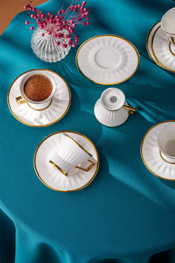 İstanbul Porselen Aşiyan 6 Kişilik Kahve Fincan Takımı - 4